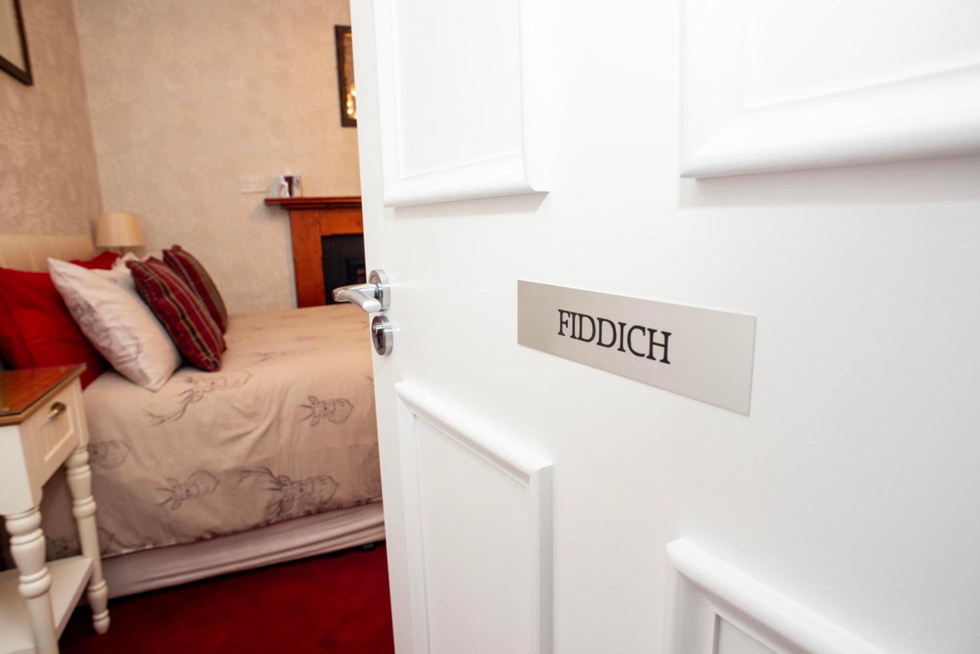 Dunvegan Bed & Breakfast Dufftown Esterno foto